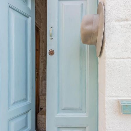 Extravacanza Dipinto Di Blu Polignano a Mare Esterno foto