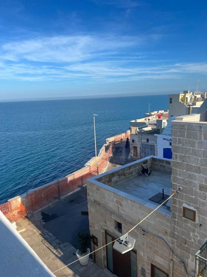 Extravacanza Dipinto Di Blu Polignano a Mare Esterno foto