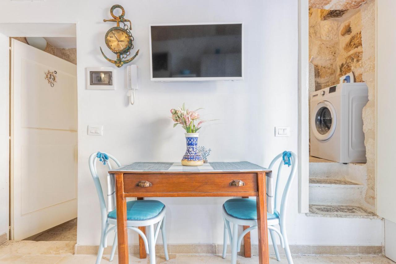 Extravacanza Dipinto Di Blu Polignano a Mare Esterno foto