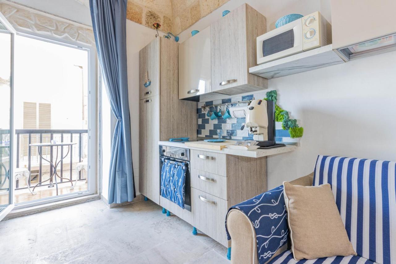 Extravacanza Dipinto Di Blu Polignano a Mare Esterno foto