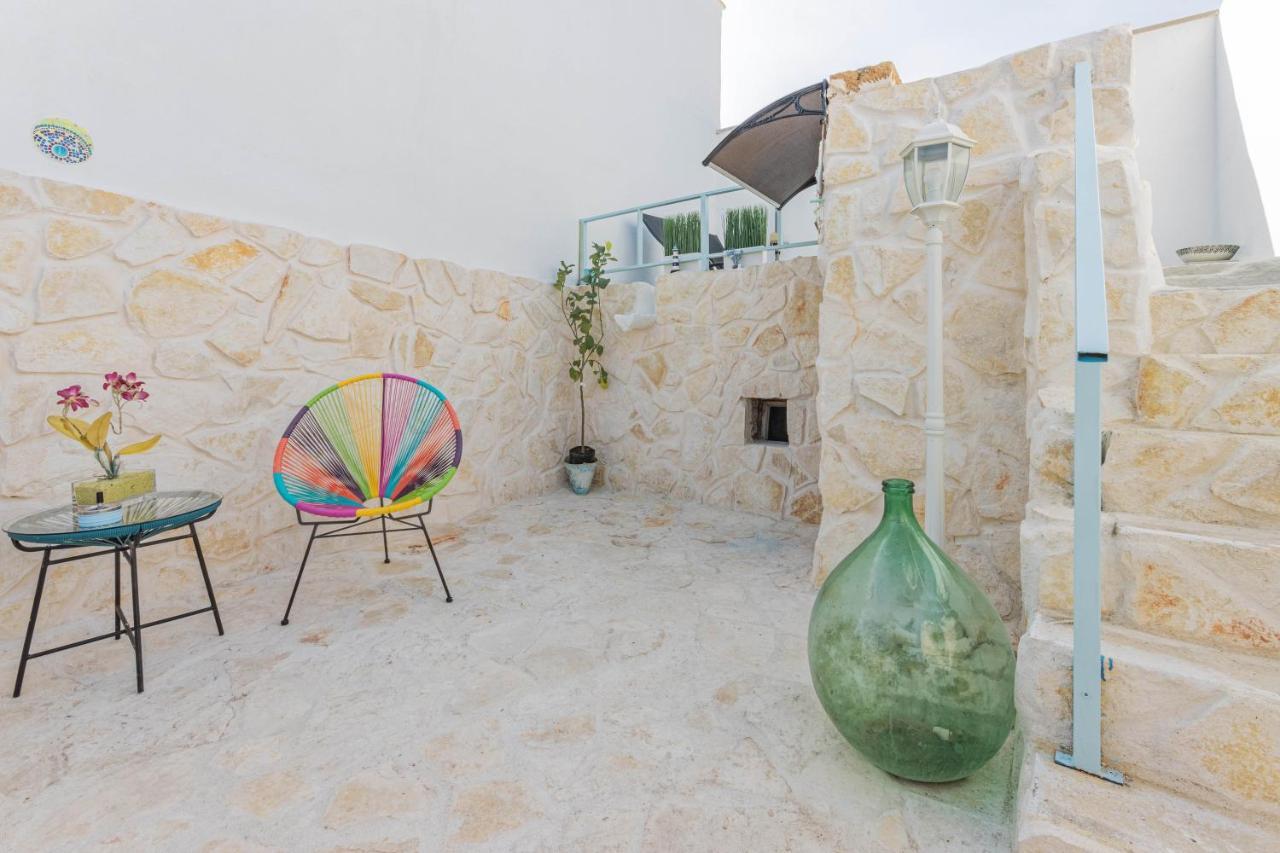 Extravacanza Dipinto Di Blu Polignano a Mare Esterno foto