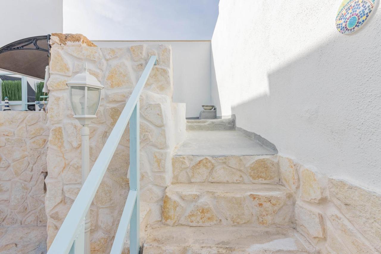 Extravacanza Dipinto Di Blu Polignano a Mare Esterno foto