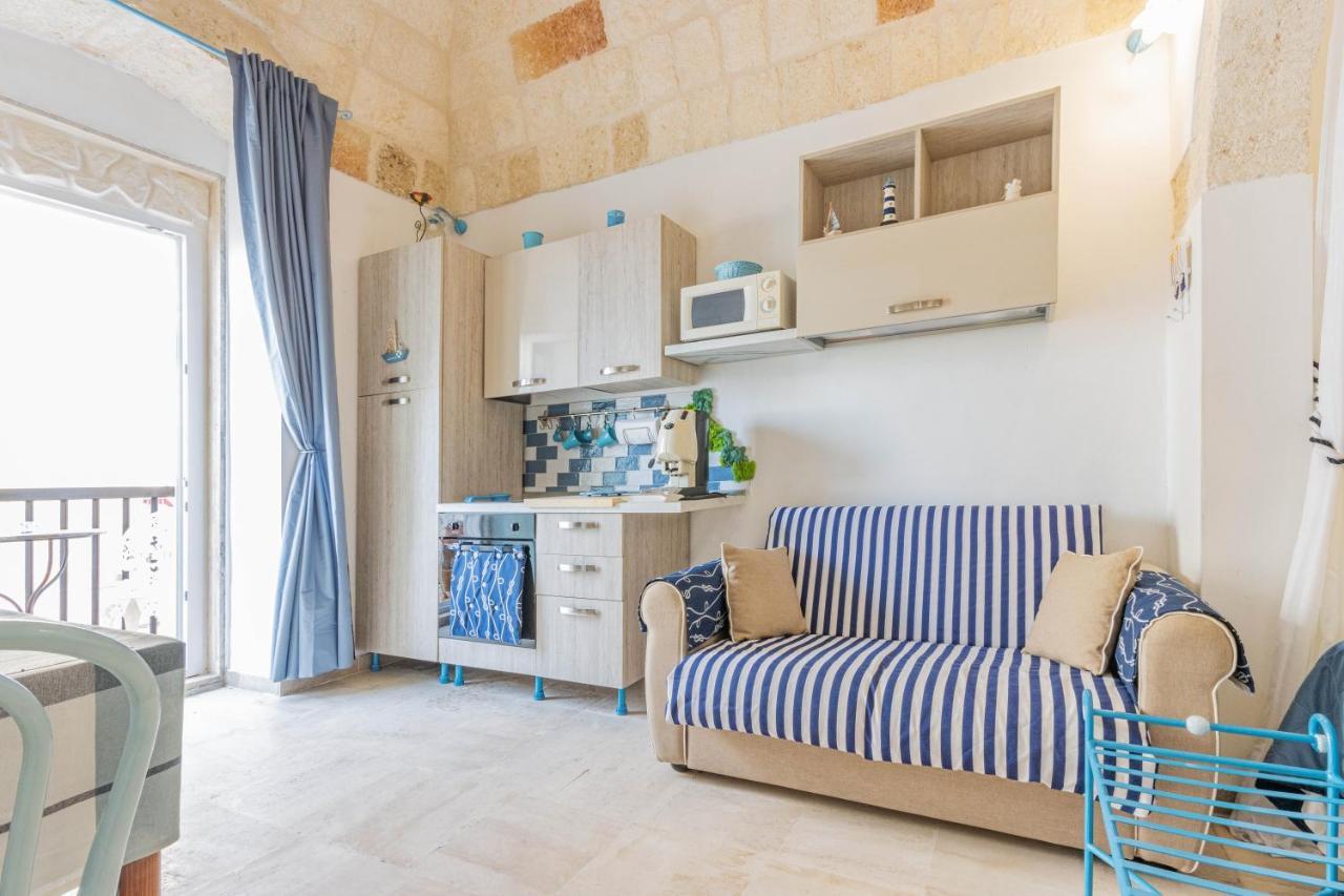 Extravacanza Dipinto Di Blu Polignano a Mare Esterno foto