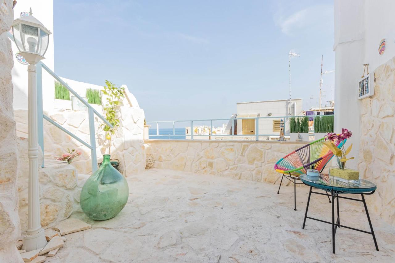 Extravacanza Dipinto Di Blu Polignano a Mare Esterno foto