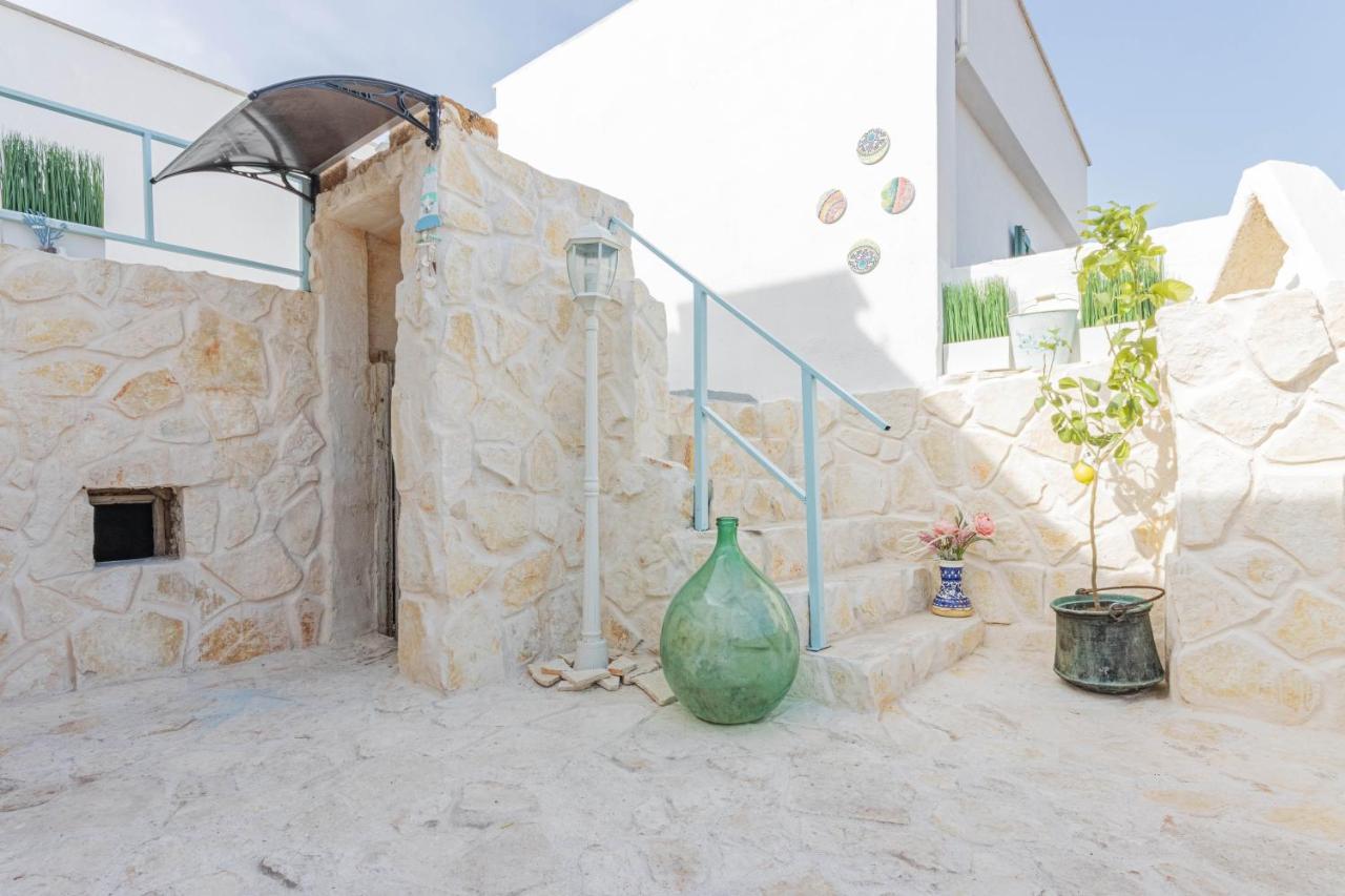 Extravacanza Dipinto Di Blu Polignano a Mare Esterno foto